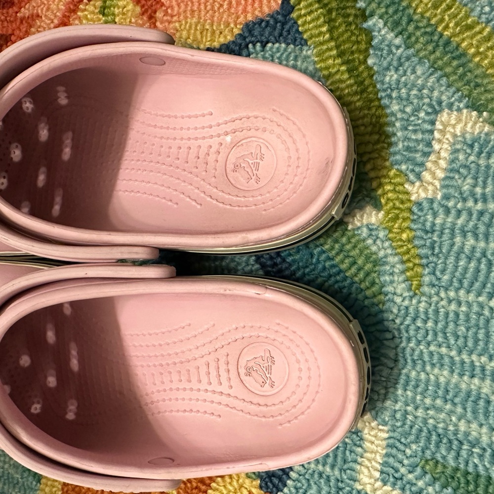 Crocs Classics - image 8